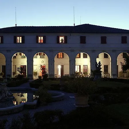 Sleeps 8 Pool Air Con Wifi T802301 Villa Levada
