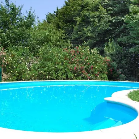 Βίλα Sleeps 8 Pool Air Con Wifi T802301 *